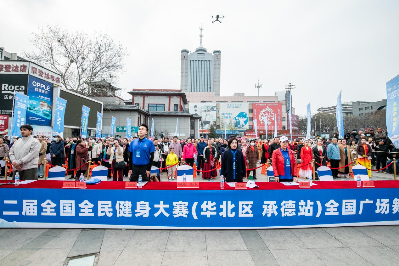 C:/Users/LENOVO/Desktop/�㳡����Ƭ/052.jpg052