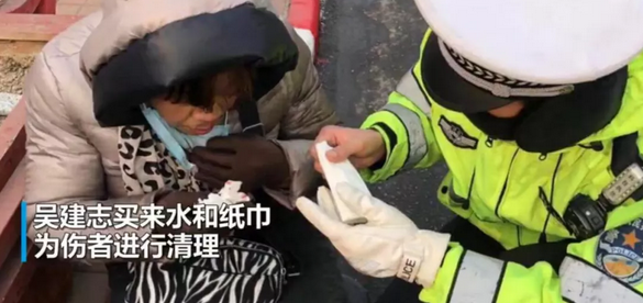 震惊!青龙交警成抖音网红 河北还有3人上榜