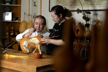 河北石家庄：葫芦传统器具传承与创新